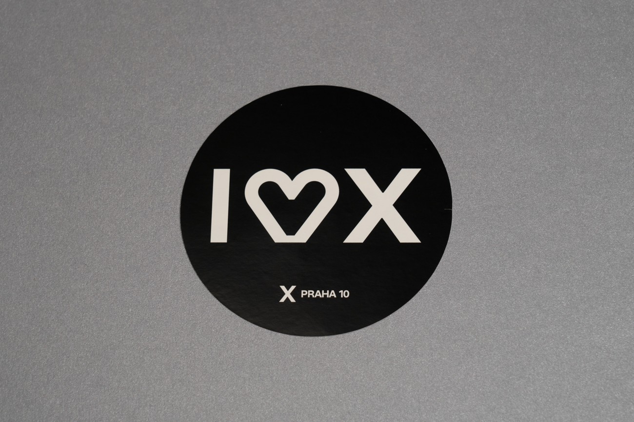 Samolepa černá I love X